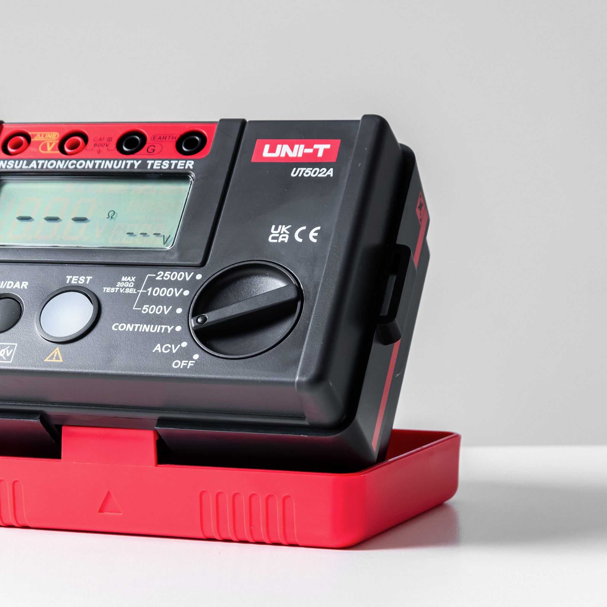 Megometro UNI-T UT502A