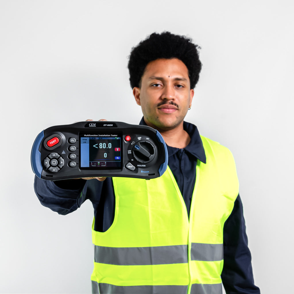 Multifuncion CEM DT-6650 + Pinza DT-3352